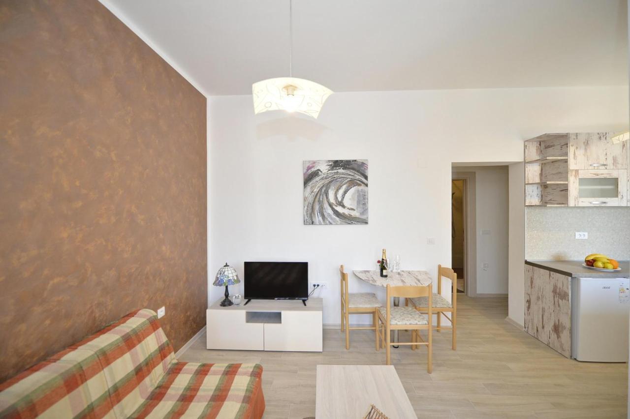 J & P Apartments Orahovac Kotor Extérieur photo